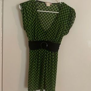 Woman’s short sleeve top